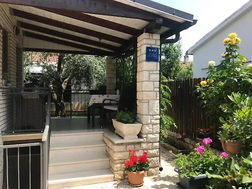 App Sorgo Novigrad Istria